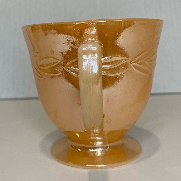 EUC Vtg Fire King Peach Lustreware Iridescent Cream Sugar Pair Laurel Pattern - Picture 4 of 13